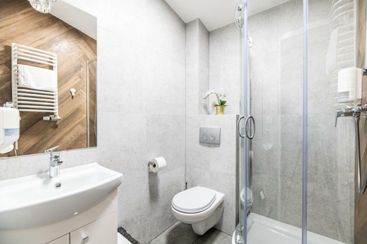 Lubomirskiego 23 Residence: Central Stay Near Main Square & Station Krakow Exterior photo